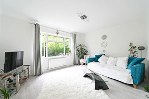 Oakburn Court Broomhall Road